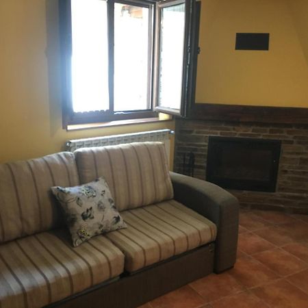 Tia Maria Bed & Breakfast Cerredo Exterior photo